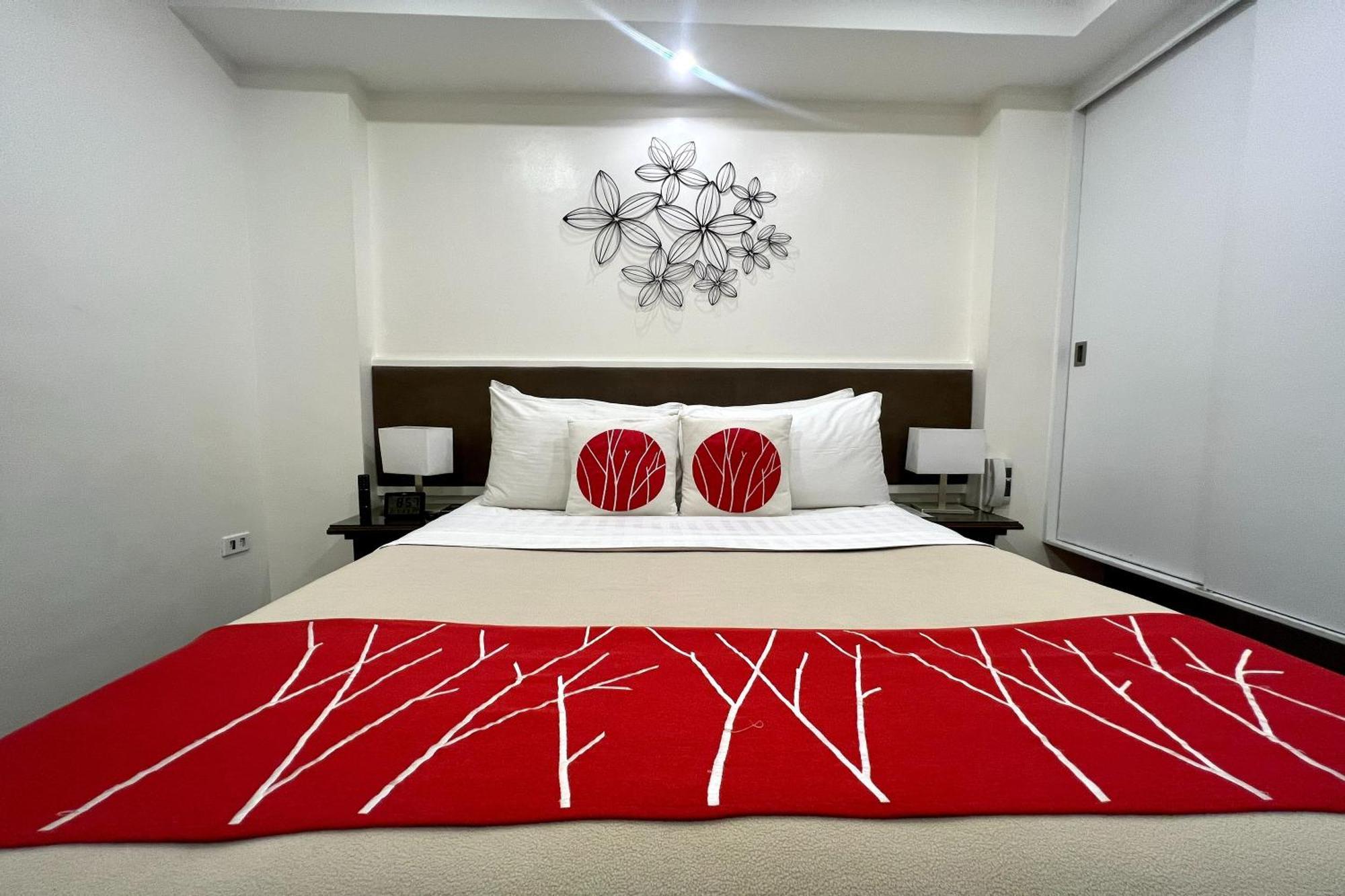 Khotel Near T3 Airport Пасай Экстерьер фото
