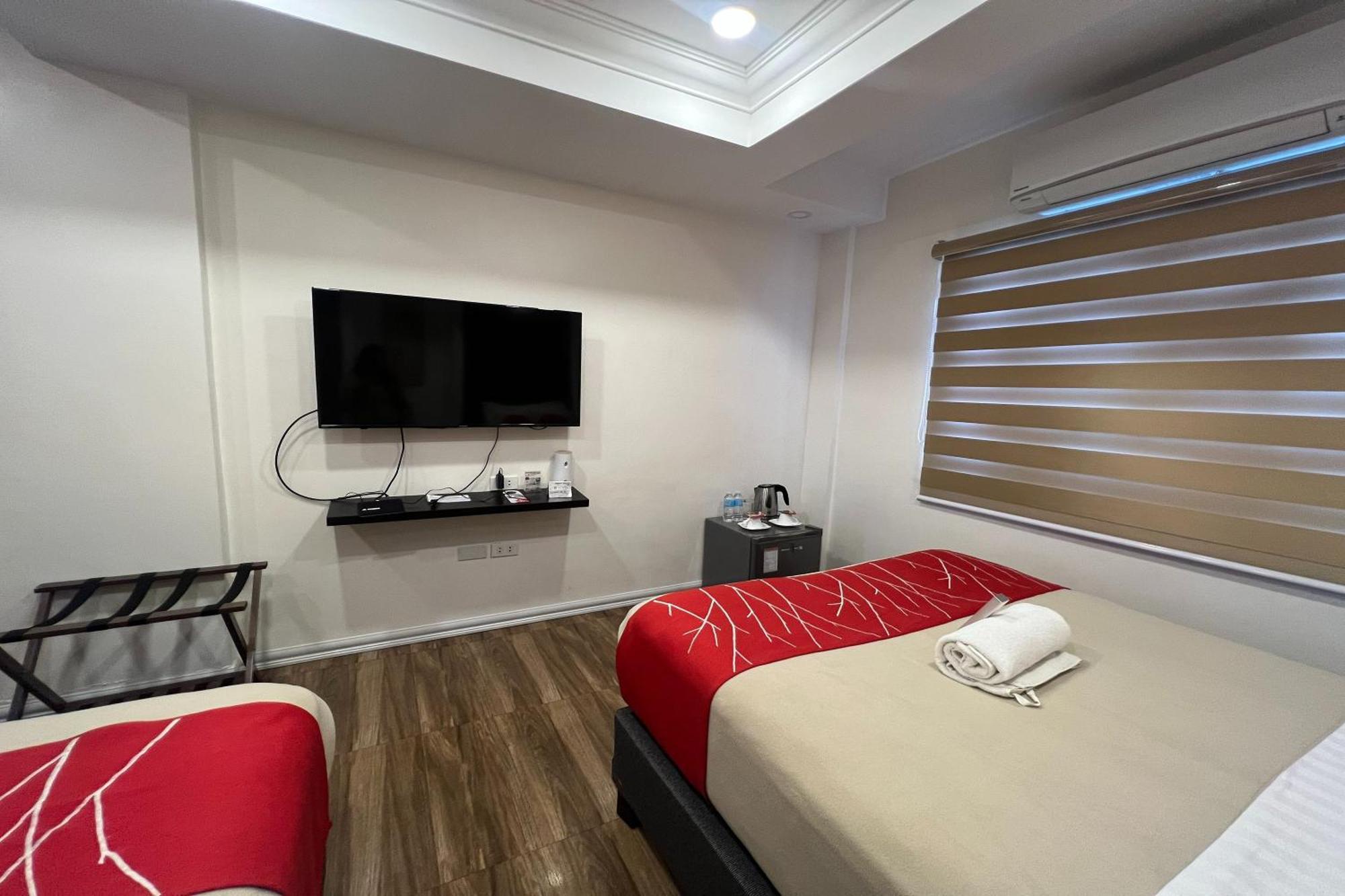 Khotel Near T3 Airport Пасай Экстерьер фото